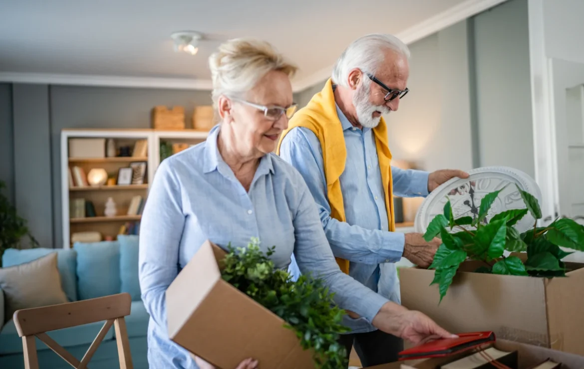What Are the Steps to Move to a Senior Living Community?