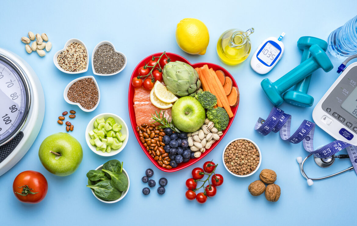 Nutrition and Physical Therapy: Supporting Senior Health from the Inside Out